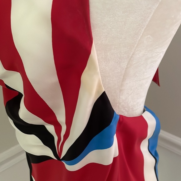 💙❤️ Ralph Lauren sleeveless tie-back blouse. Perfect for summer holidays! ❤️💙 - Picture 5 of 9